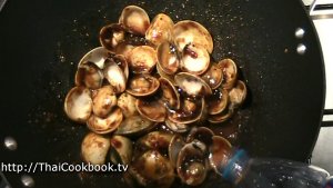 Photo of How to Make Clams in Roasted Chili Sauce - Step 9