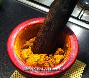 Authentic Thai recipe for Thai Yellow Curry Paste
