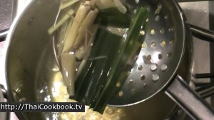Photo of How to Make Lemongrass and Pandan Iced Tea - Step 4