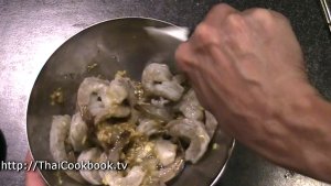 Photo of How to Make Garlic Prawns with Crispy Garlic Chips - Step 8