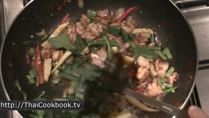 Photo of How to Make Spicy Stir-fried Chili and Basil with Chicken - Step 11