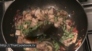 Photo of How to Make Spicy Stir-fried Chili and Basil with Chicken - Step 9