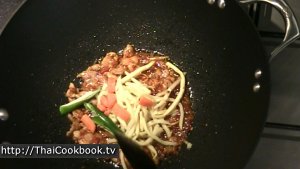 Photo of How to Make Sliced Pork with Bamboo Shoots in Red Chili Sauce - Step 6