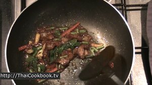 Photo of How to Make Stir-fried Red Chili Curry with Crispy Pork Belly - Step 10