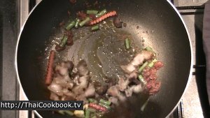 Photo of How to Make Stir-fried Red Chili Curry with Crispy Pork Belly - Step 6