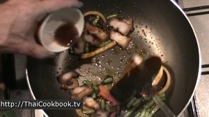 Photo of How to Make Stir-fried Crispy Pork Belly in Roasted Chili Sauce - Step 5