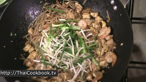 Photo of How to Make Pad Thai - Step 13