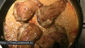 Photo of How to Make Roasted Chicken Curry with Longan Fruit - Step 18