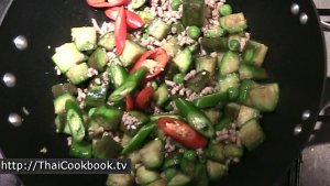 Photo of How to Make Stir-fried Eggplant with Chopped Pork - Step 12