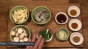 Photo of How to Make Stir-fried Shrimp with Baby Corn and Mushrooms - Step 4