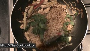 Photo of How to Make Stir-fried Spicy Ramen Noodles - Step 10