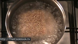 Photo of How to Make Stir-fried Spicy Ramen Noodles - Step 3