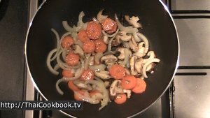 Photo of How to Make Sweet and Sour Stir Fried Vegetables - Step 4