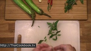Photo of How to Make Vegetarian Stir-fried Eggplant with Sweet Basil - Step 2